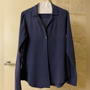 Equipment Femme 100% silk blouse dark navy